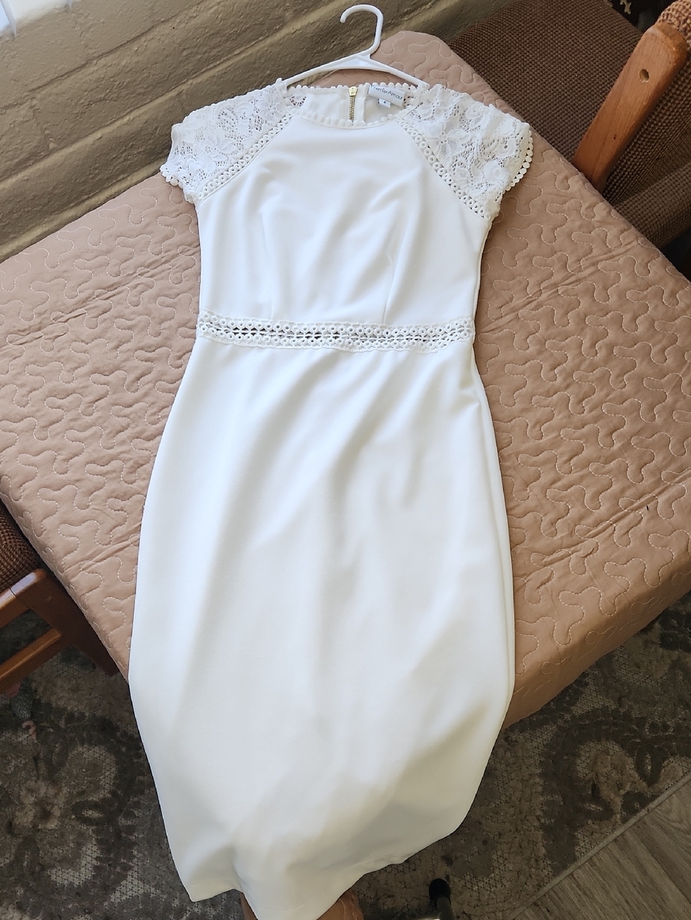 Elegant White Midi Dress with Lace Cap Sleeves